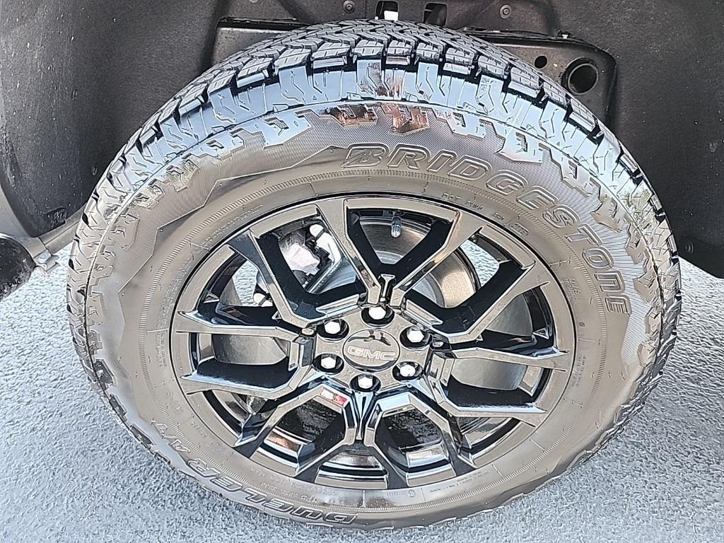 new 2025 GMC Canyon car, priced at $49,253