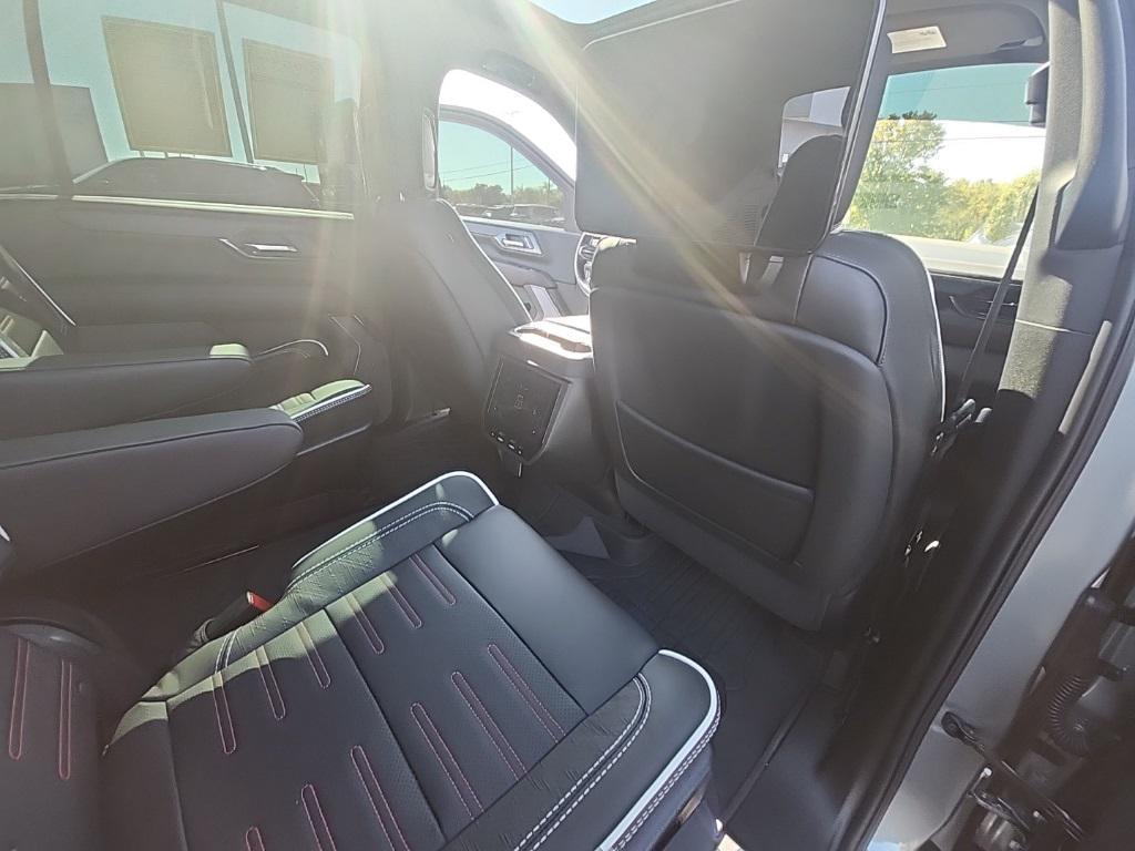 used 2025 GMC Yukon XL car, priced at $98,339