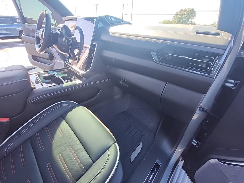 used 2025 GMC Yukon XL car, priced at $98,339