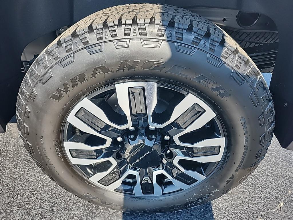new 2025 GMC Sierra 2500 car, priced at $91,655