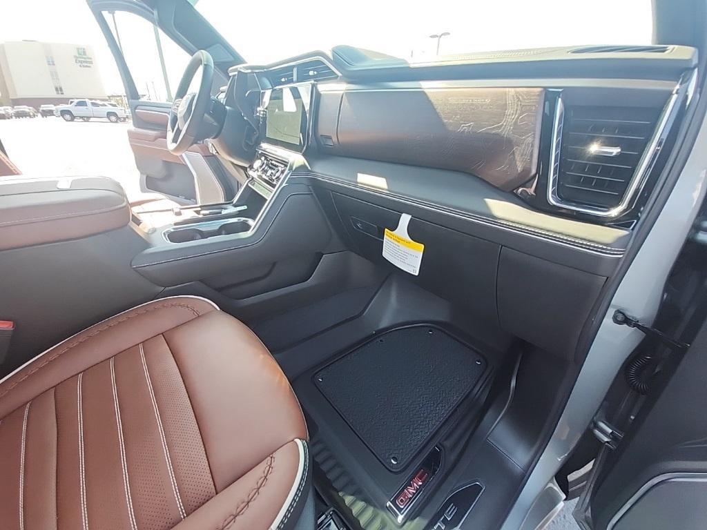 new 2025 GMC Sierra 2500 car, priced at $91,655