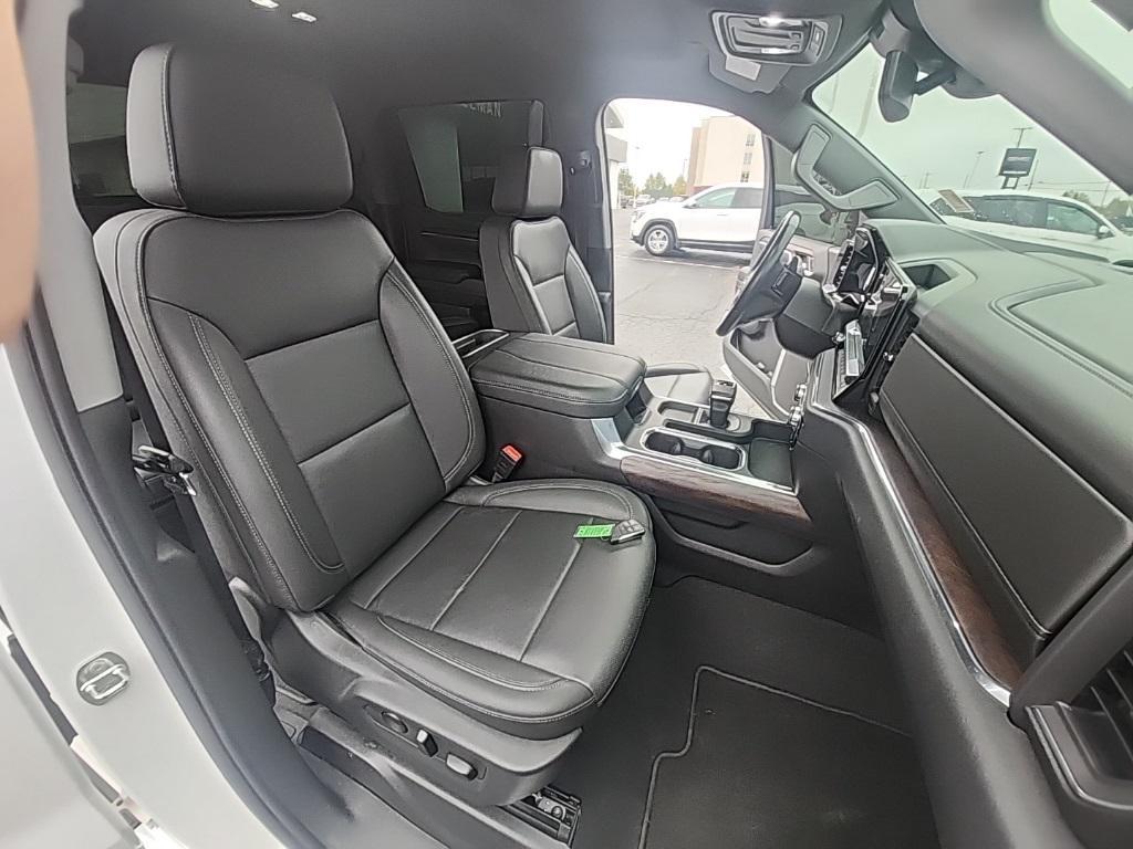 used 2023 GMC Sierra 1500 car, priced at $47,231