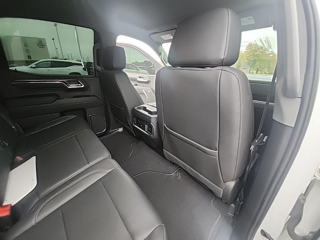 used 2023 GMC Sierra 1500 car, priced at $47,231