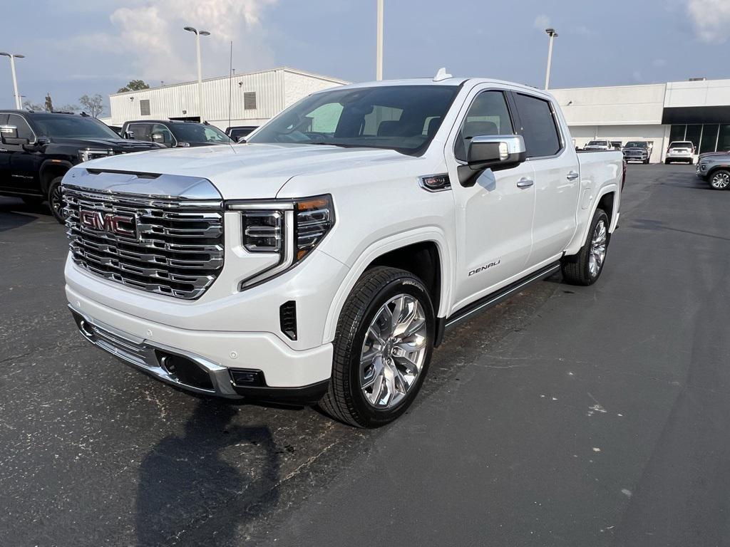 new 2026 GMC Sierra 1500 car, priced at $79,040