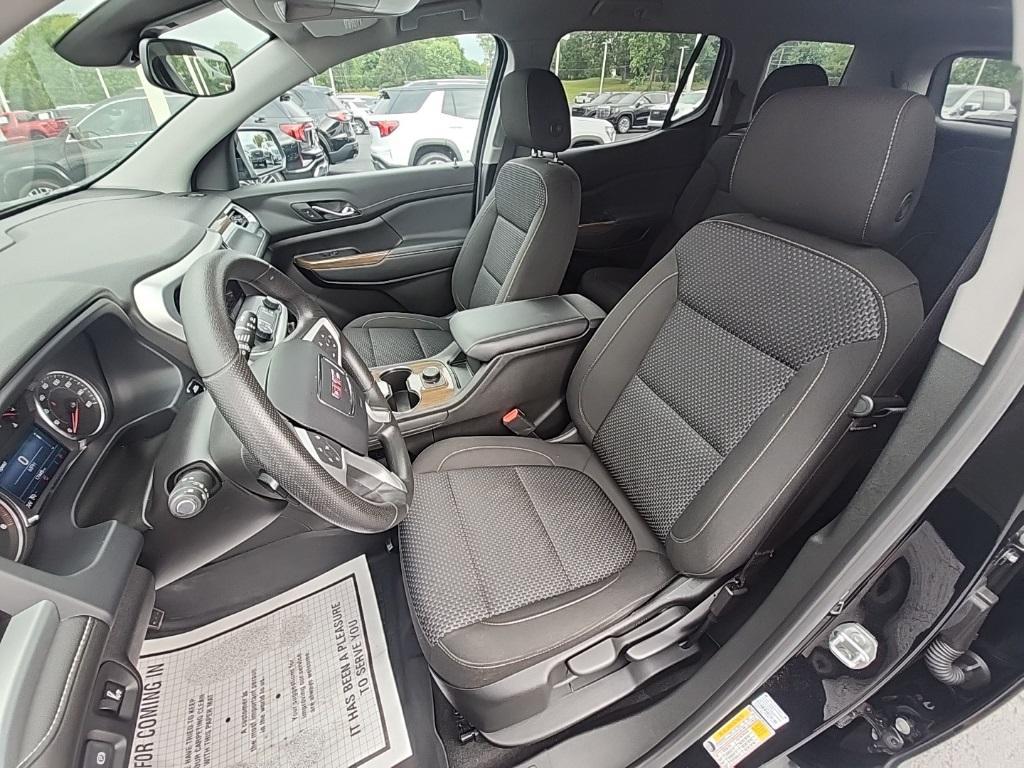 used 2023 GMC Acadia car, priced at $30,906