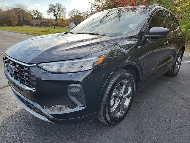 used 2023 Ford Escape car, priced at $26,989