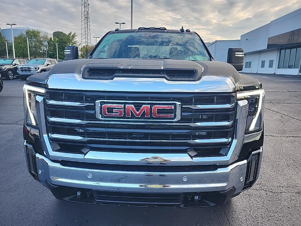new 2025 GMC Sierra 2500 car, priced at $70,515
