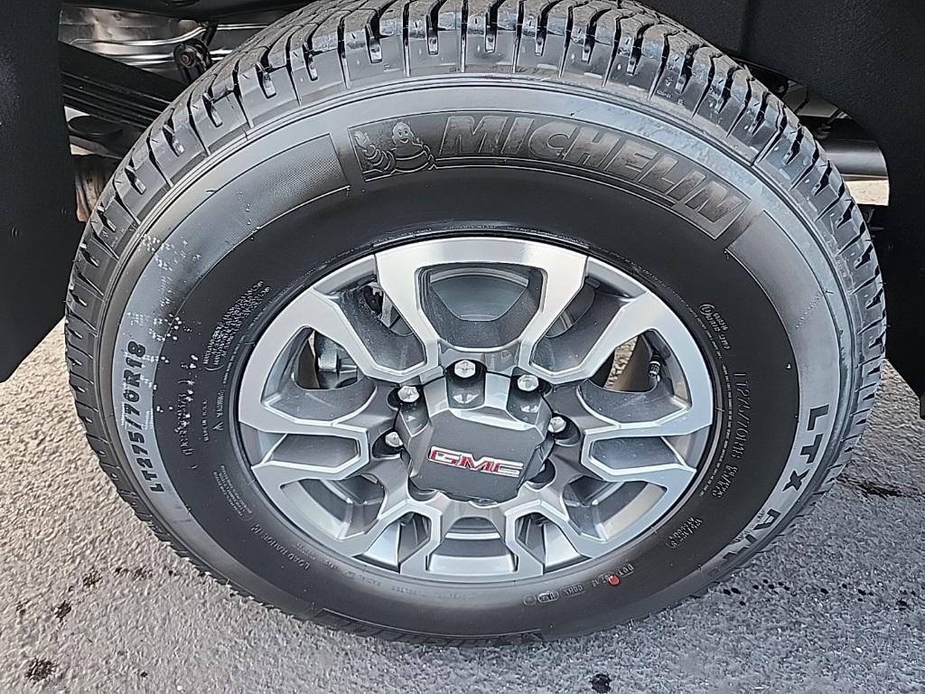 new 2025 GMC Sierra 2500 car, priced at $70,515
