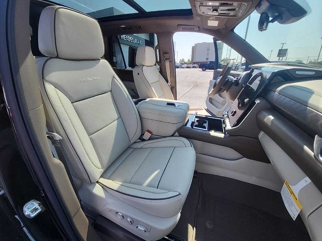 new 2025 GMC Yukon car