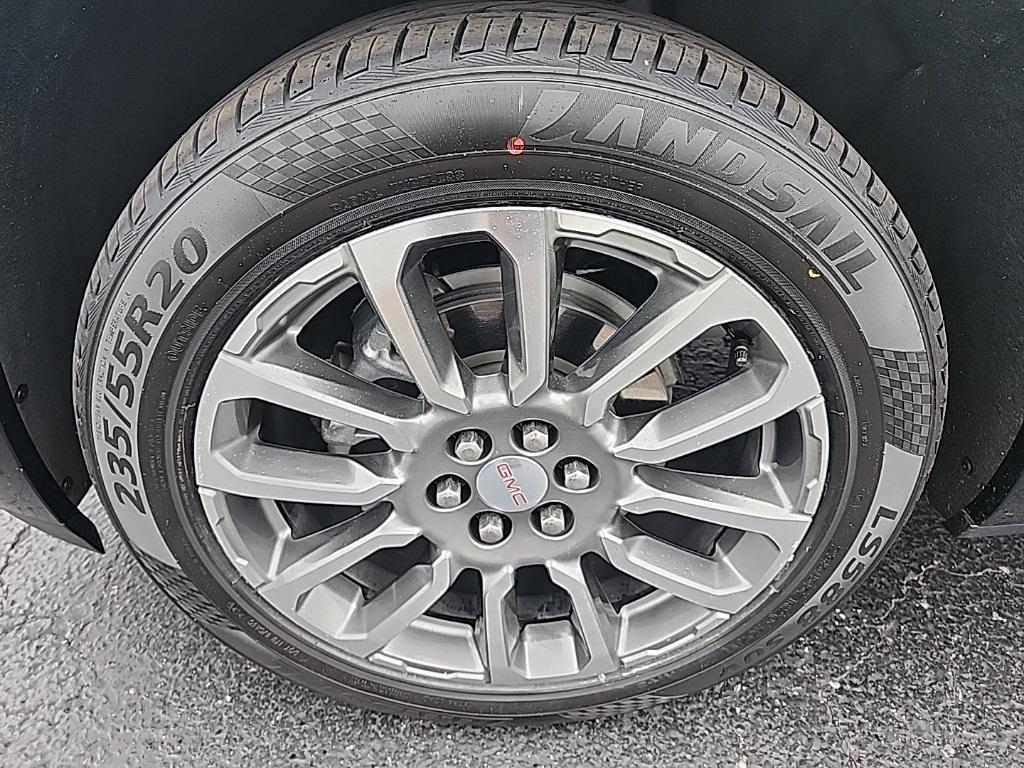 used 2021 GMC Acadia car, priced at $27,624