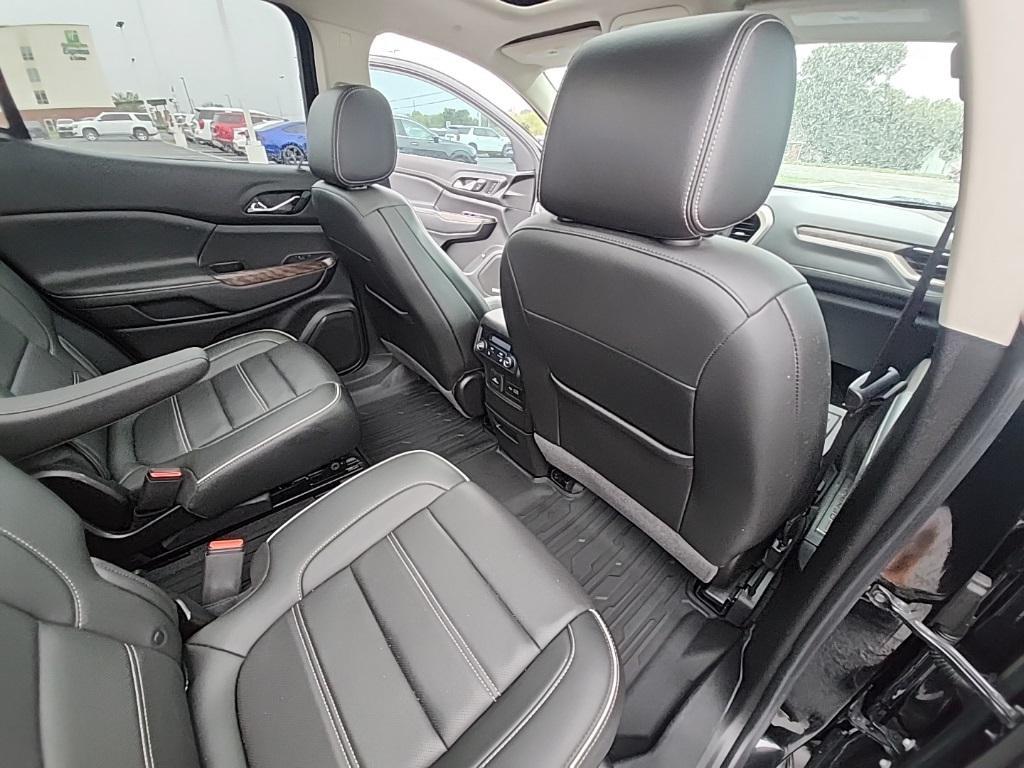 used 2021 GMC Acadia car, priced at $27,624