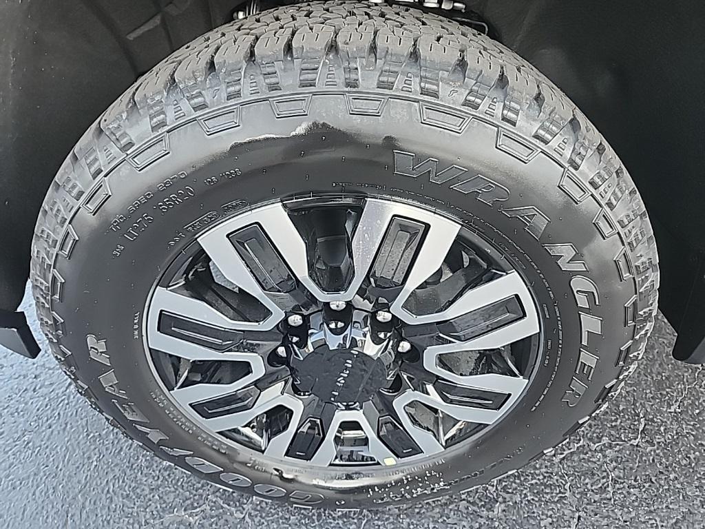 new 2025 GMC Sierra 2500 car, priced at $90,415