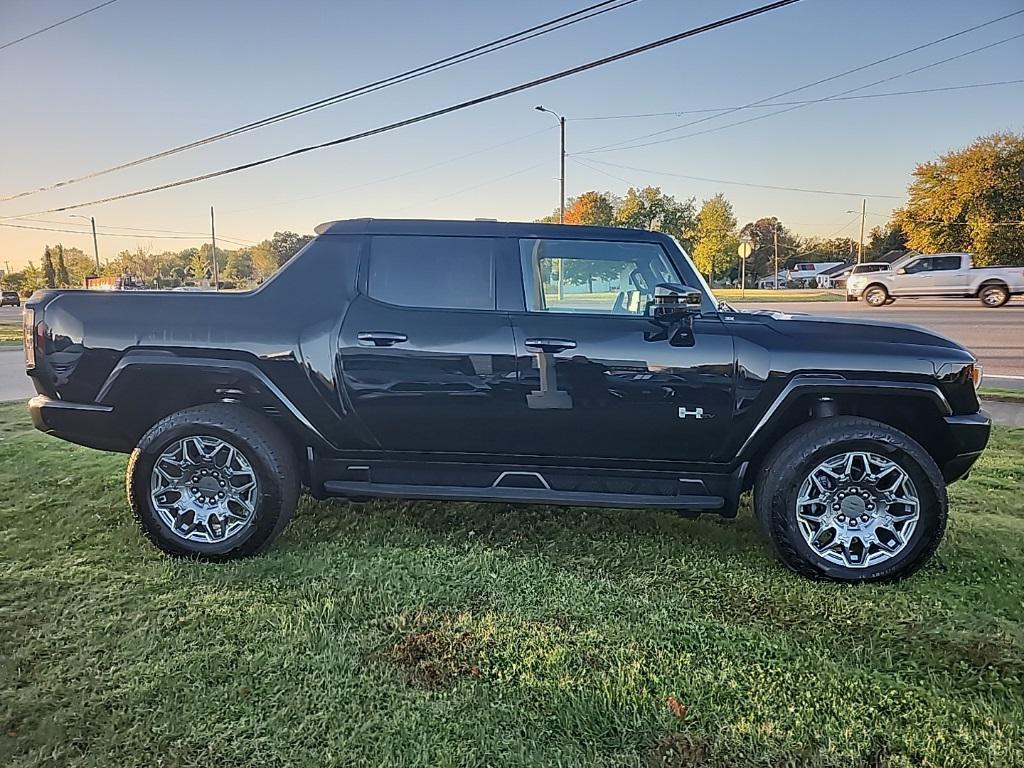 new 2026 GMC HUMMER EV Pickup car, priced at $106,704