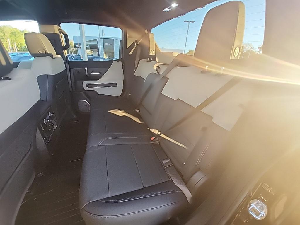 new 2026 GMC HUMMER EV Pickup car, priced at $106,704