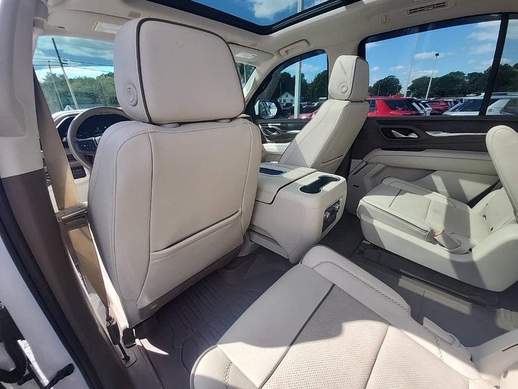 used 2022 GMC Yukon car, priced at $67,984