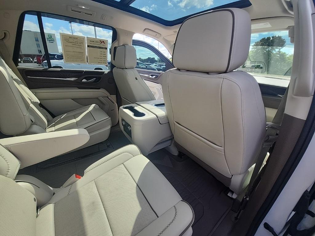 used 2022 GMC Yukon car, priced at $67,984