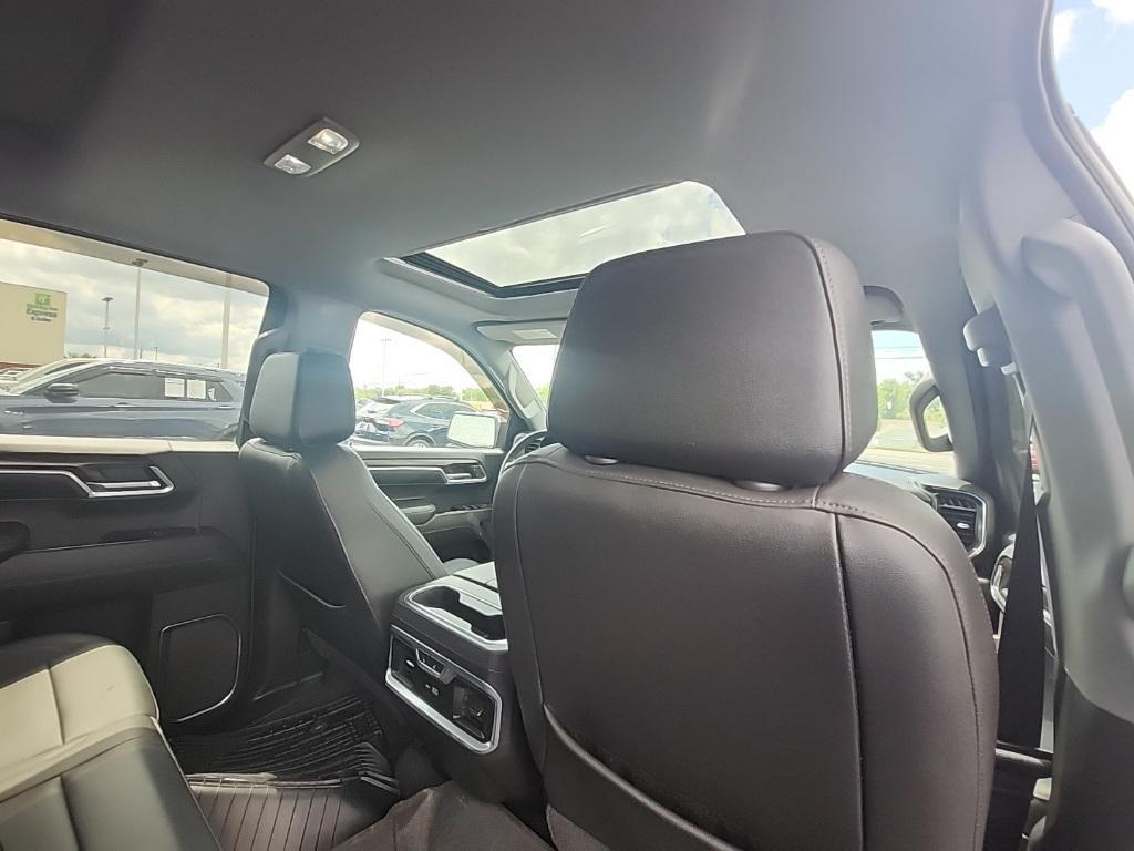 used 2022 GMC Sierra 1500 car, priced at $50,716