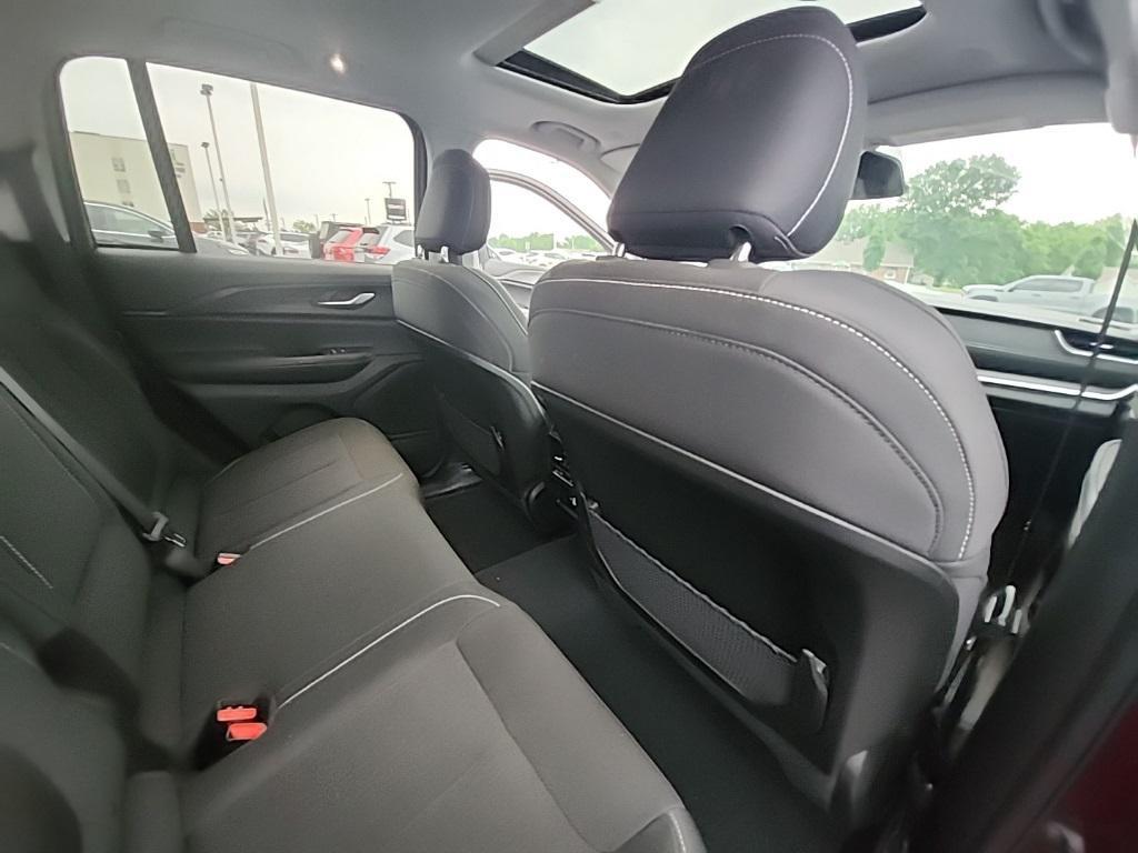 used 2024 Jeep Grand Cherokee car, priced at $35,341