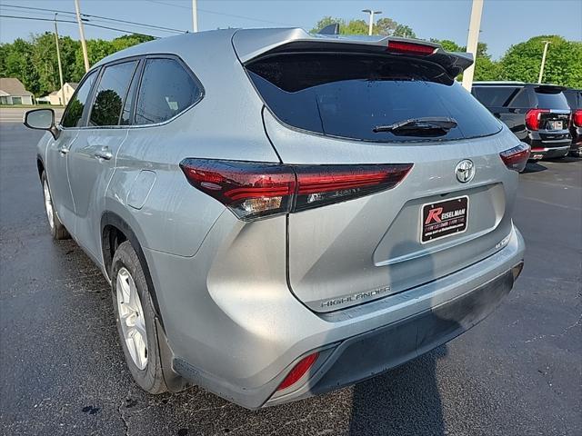 used 2024 Toyota Highlander car, priced at $36,588