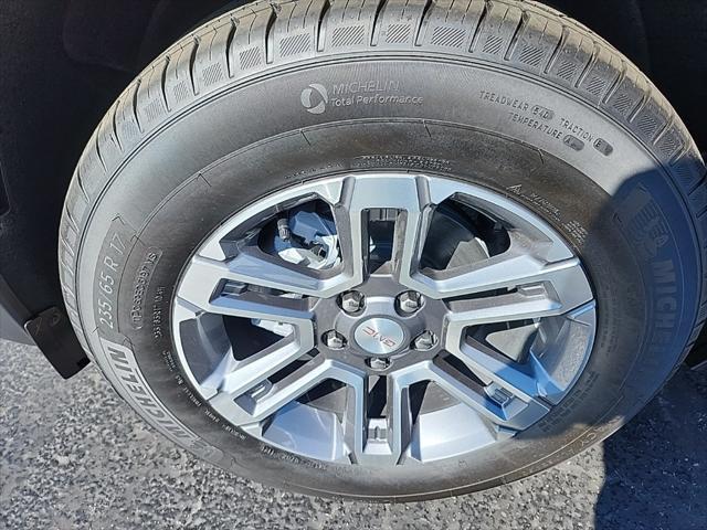 new 2025 GMC Terrain car, priced at $33,915
