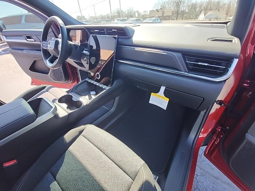 new 2025 GMC Terrain car, priced at $32,465