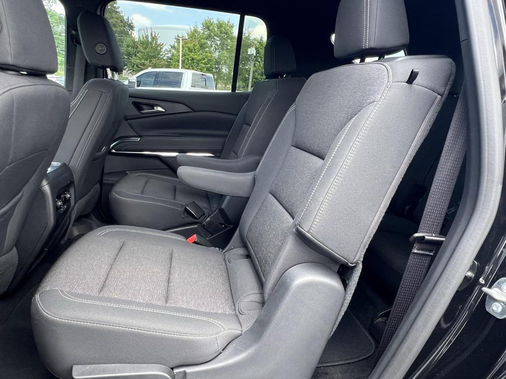 used 2025 Chevrolet Traverse car, priced at $40,476
