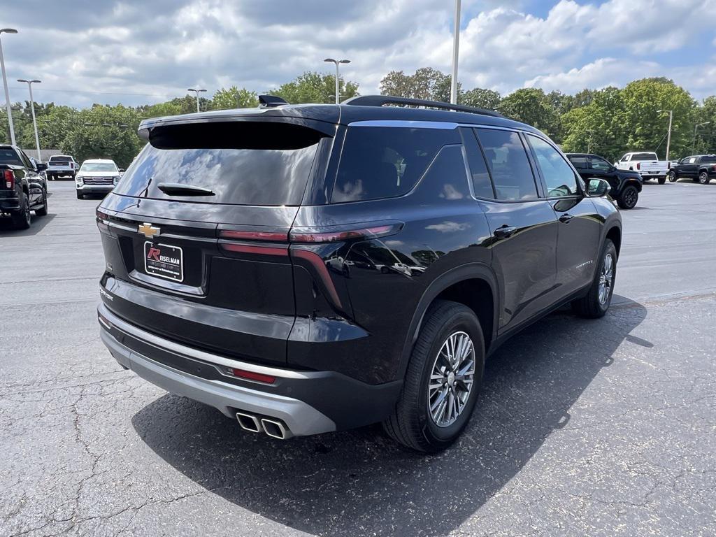 used 2025 Chevrolet Traverse car, priced at $40,476