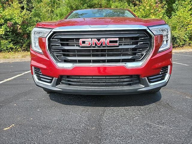 new 2024 GMC Terrain car, priced at $32,895