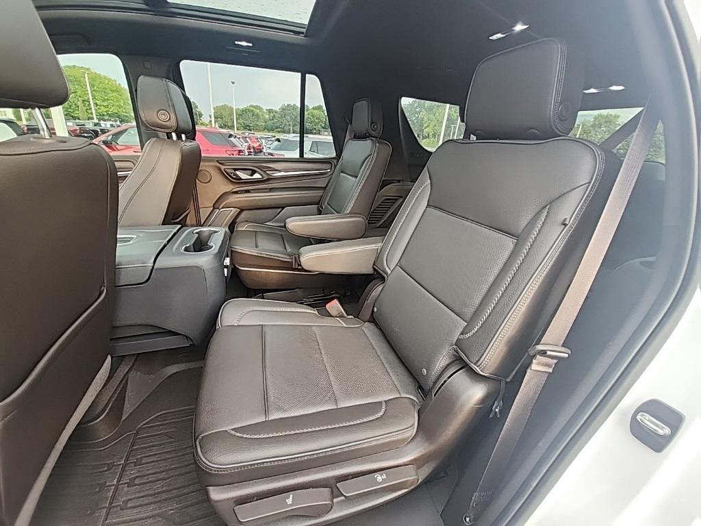 used 2022 GMC Yukon car, priced at $59,195