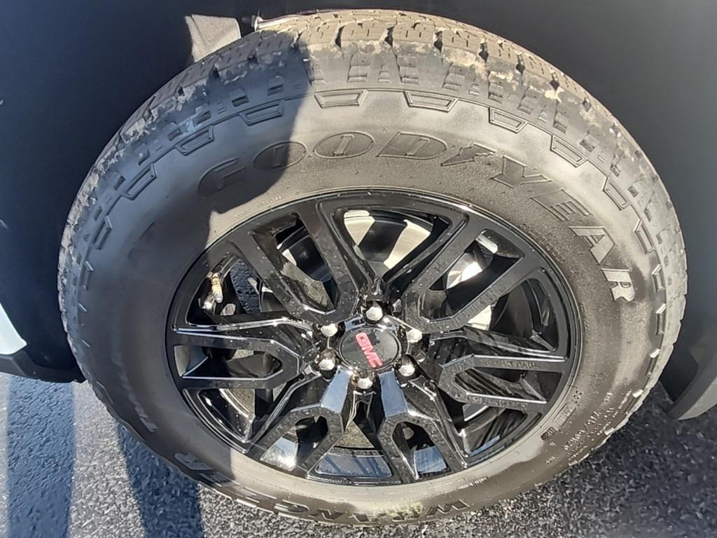 new 2026 GMC Sierra 1500 car, priced at $64,645