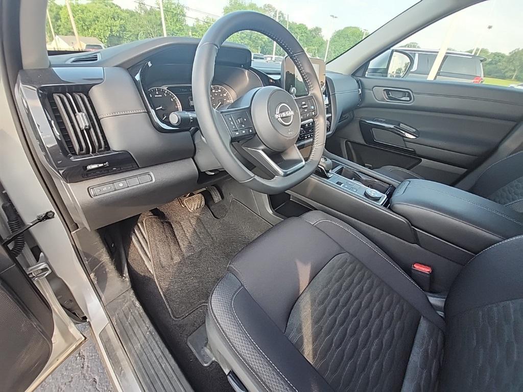 used 2024 Nissan Pathfinder car, priced at $35,335