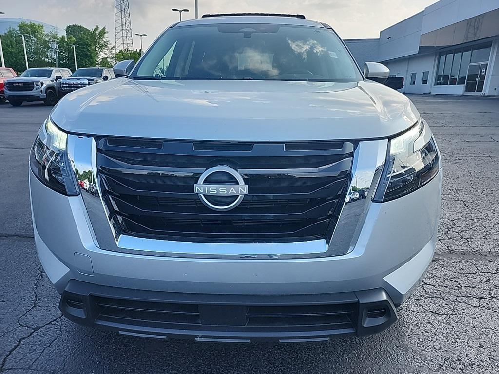 used 2024 Nissan Pathfinder car, priced at $35,335