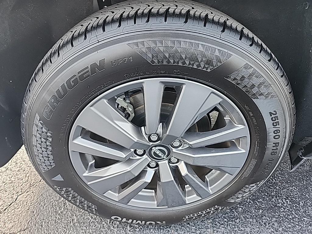 used 2024 Nissan Pathfinder car, priced at $35,335