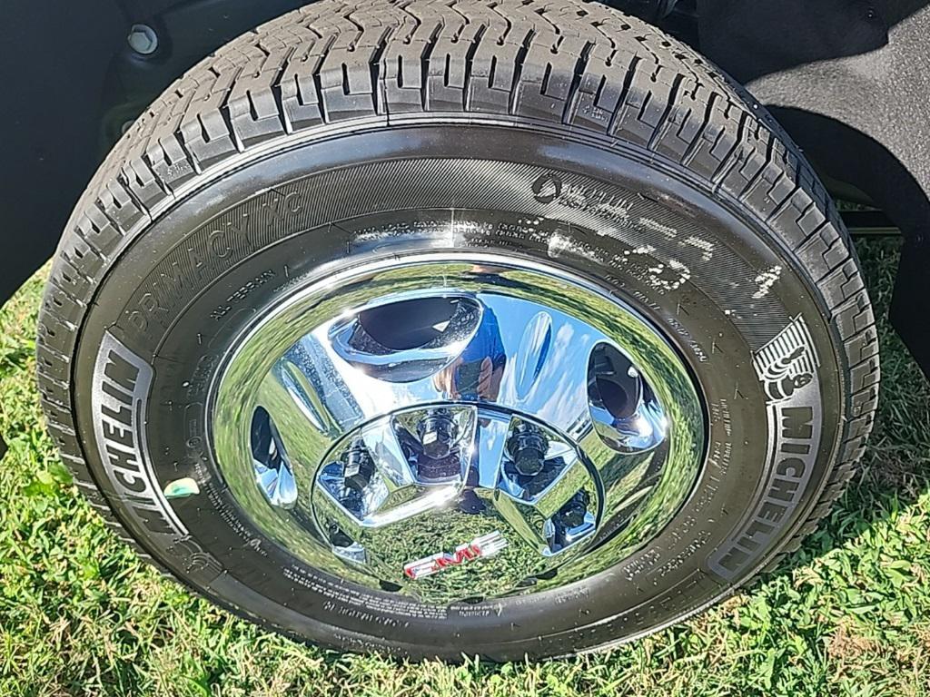 new 2026 GMC Sierra 3500 car, priced at $73,343