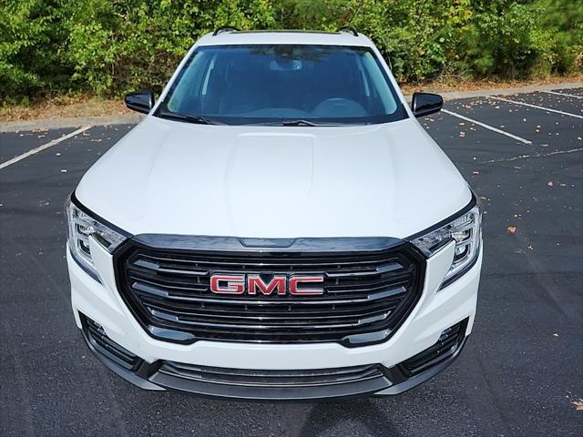 new 2024 GMC Terrain car, priced at $31,027