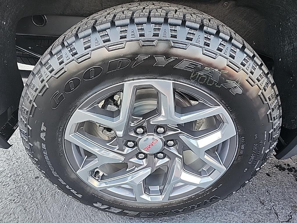 new 2026 GMC Sierra 1500 car, priced at $62,585
