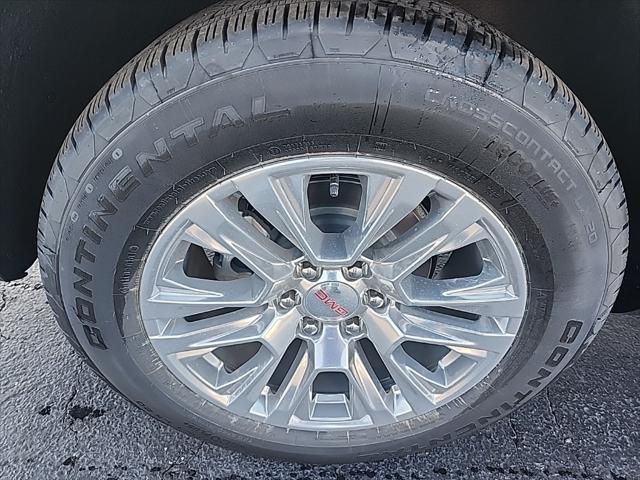 new 2025 GMC Yukon XL car, priced at $88,120