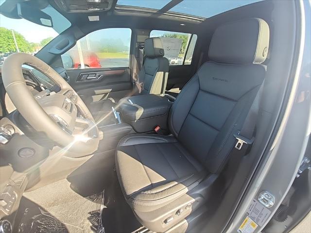 new 2025 GMC Yukon XL car, priced at $88,120