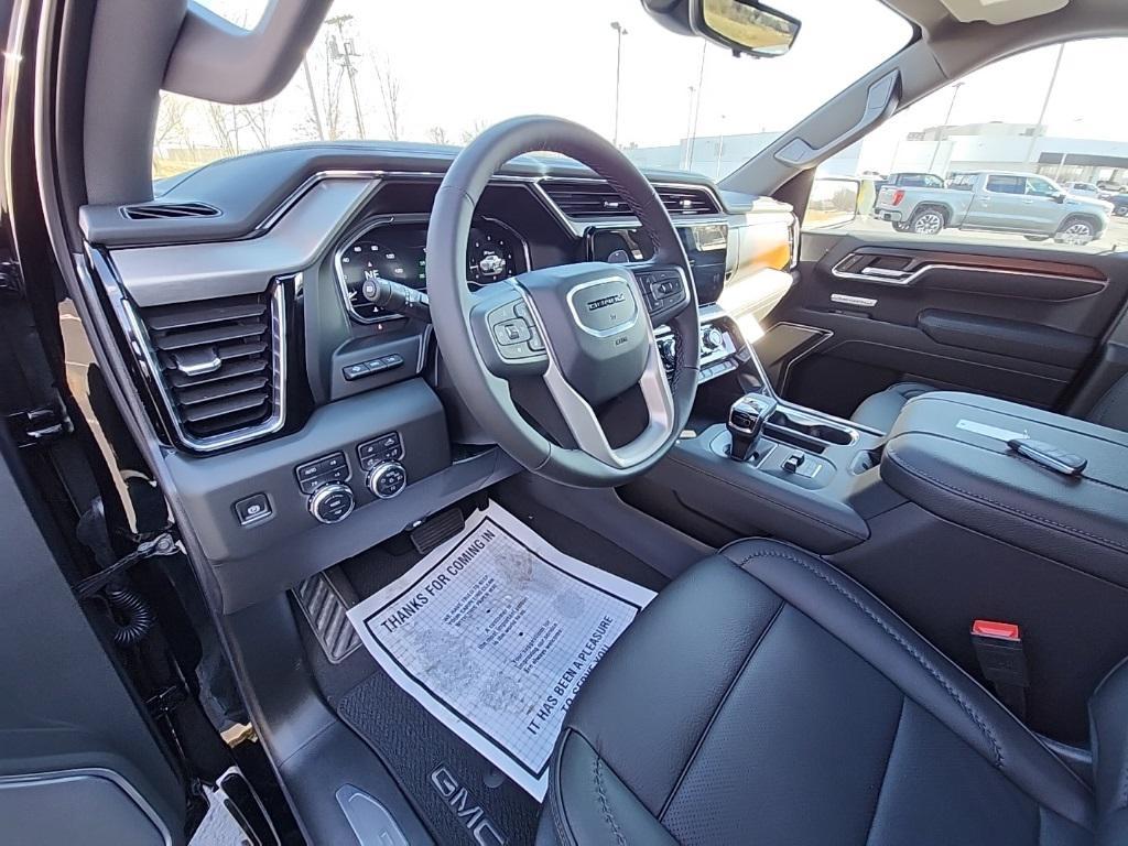 new 2025 GMC Sierra 1500 car, priced at $71,650