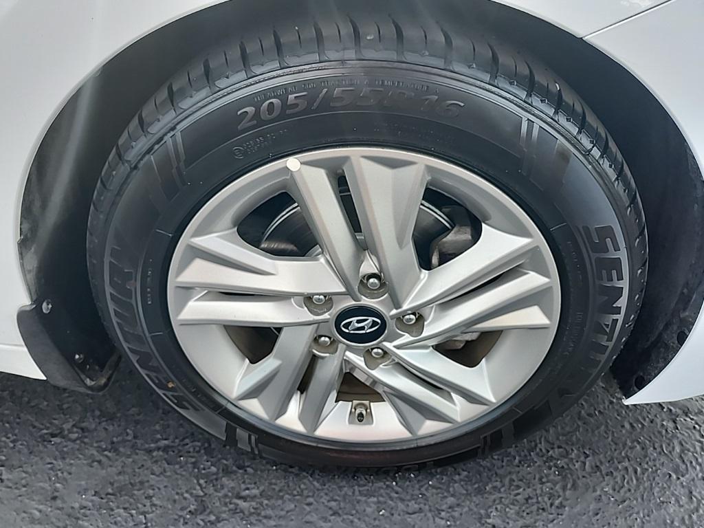 used 2020 Hyundai Elantra car, priced at $14,005