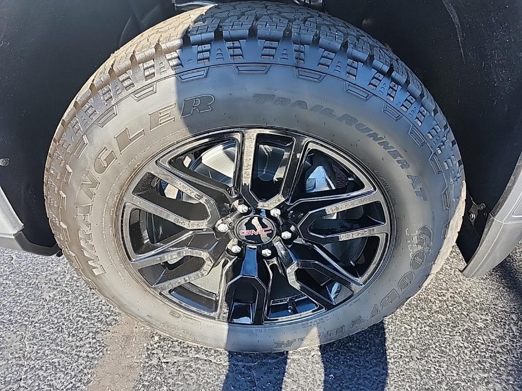 new 2026 GMC Sierra 1500 car, priced at $64,035