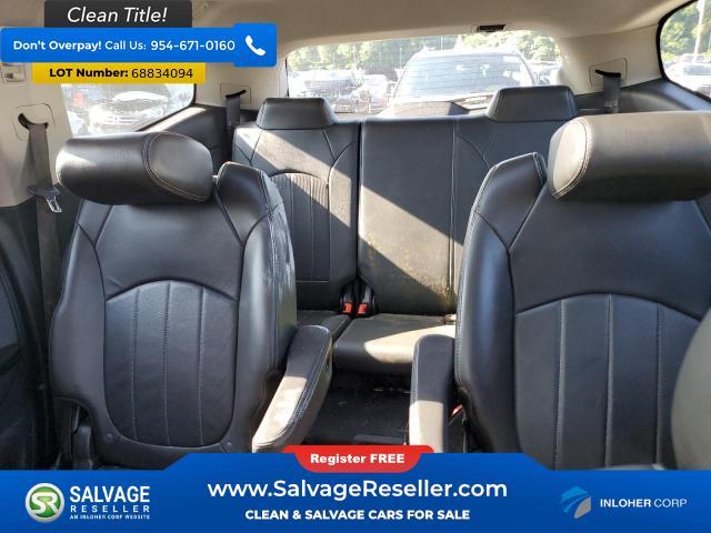 used 2016 Chevrolet Traverse car, priced at $4,000