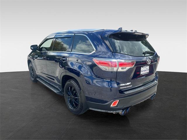 used 2014 Toyota Highlander car, priced at $19,481