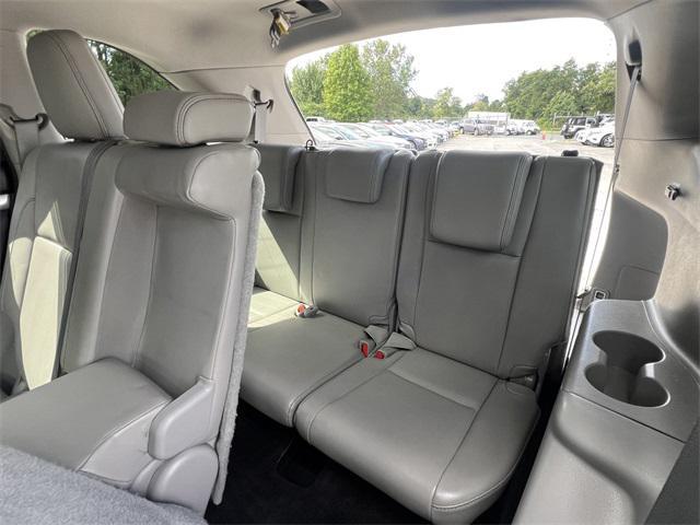 used 2014 Toyota Highlander car, priced at $19,481