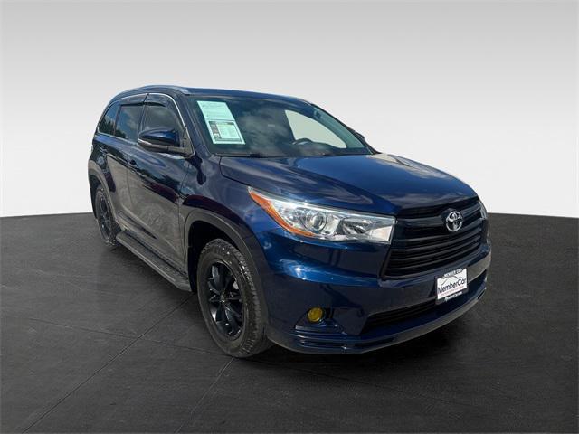 used 2014 Toyota Highlander car, priced at $19,481