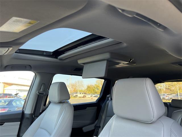used 2023 Honda Odyssey car, priced at $34,981