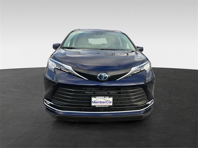 used 2022 Toyota Sienna car, priced at $62,981