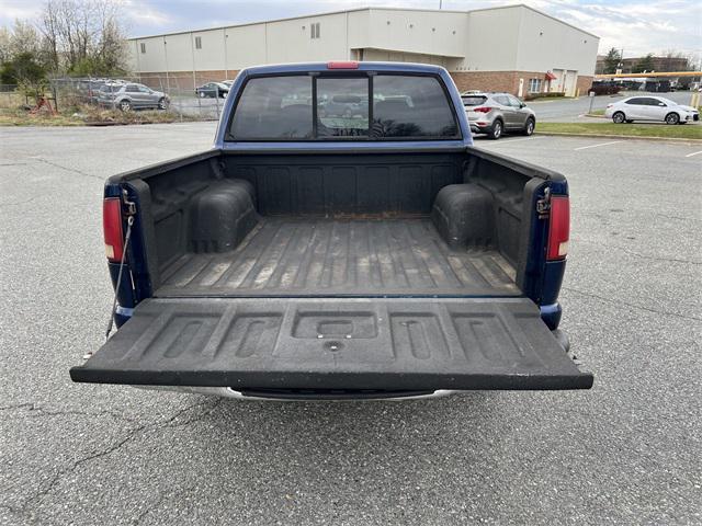 used 2002 Chevrolet S-10 car, priced at $5,900