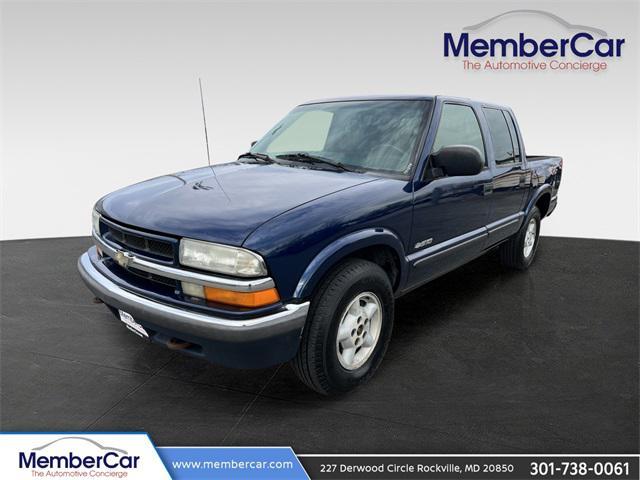 used 2002 Chevrolet S-10 car, priced at $5,800