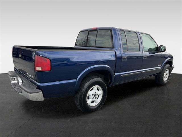 used 2002 Chevrolet S-10 car, priced at $7,400